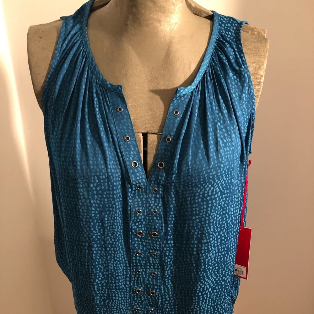 Jennifer Lopez blouse. NWT Sz Medium